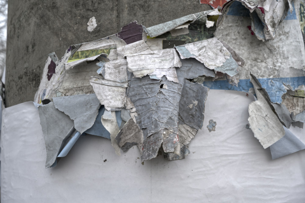 Verrottetes Papier, foto von wolfgang mennel